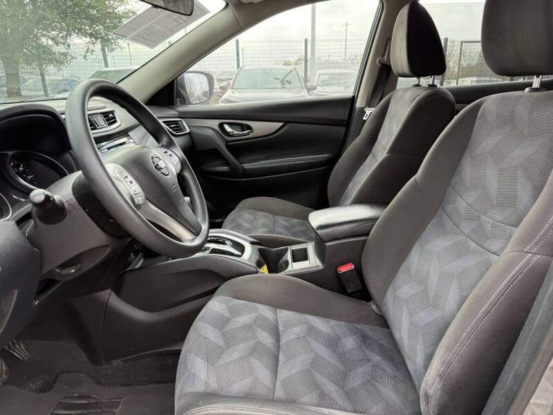 2015 Nissan Rogue SV