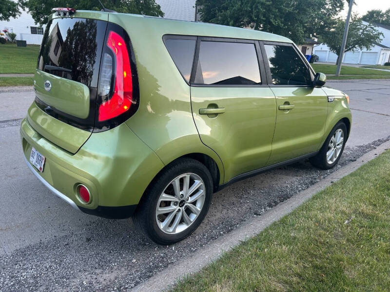 2018 Kia Soul +