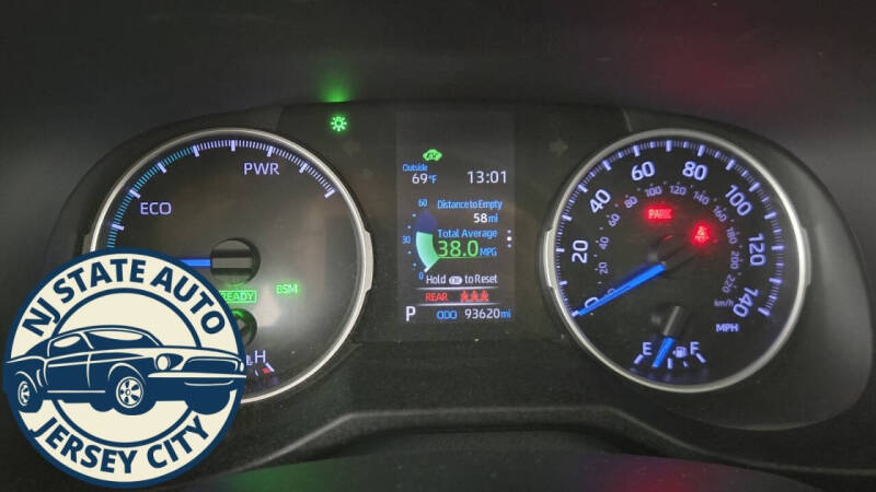 2020 Toyota RAV4 Hybrid XLE