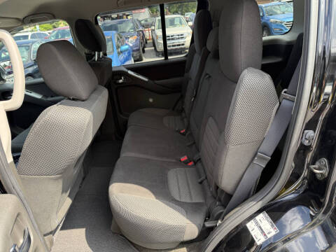 2012 Nissan Pathfinder S