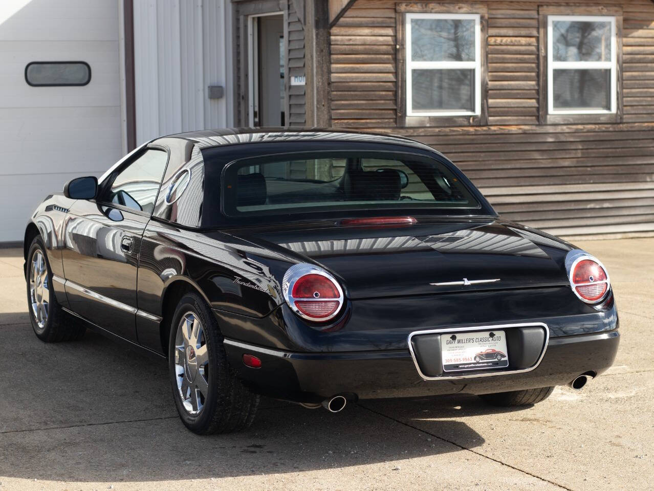 2003 Ford Thunderbird 21