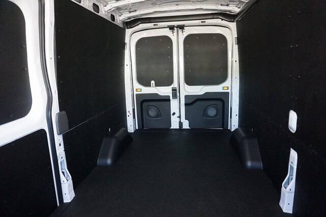 2025 Ford Transit 250