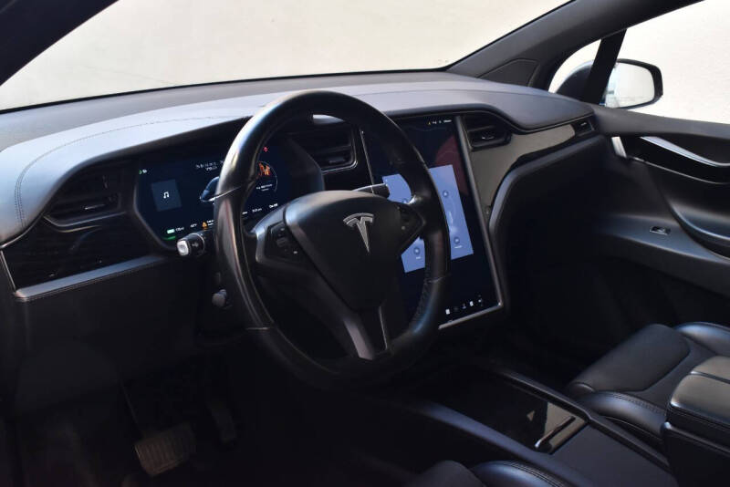 2018 Tesla Model X 75D
