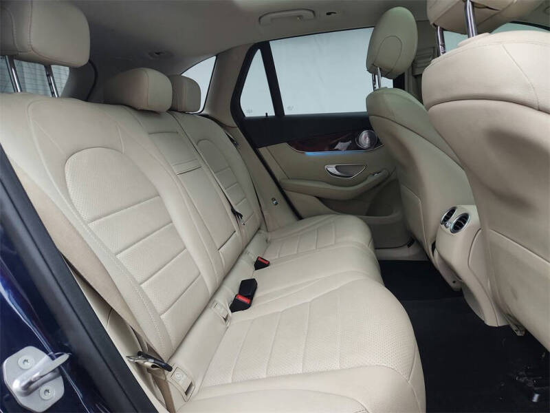 2017 Mercedes-Benz GLC GLC 300 4MATIC