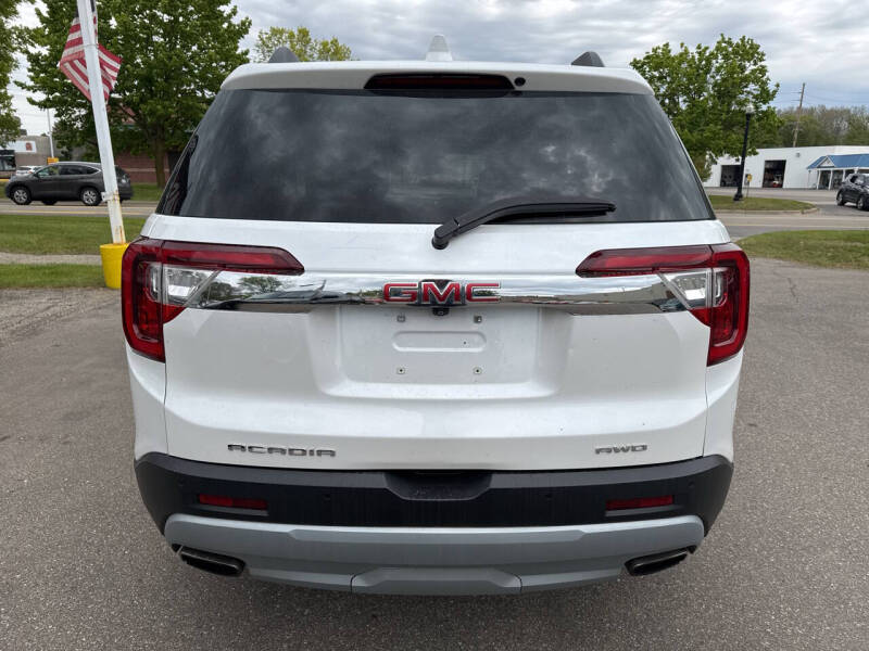 2020 GMC Acadia SLT