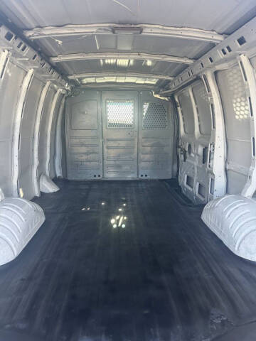 2010 Chevrolet Express 2500