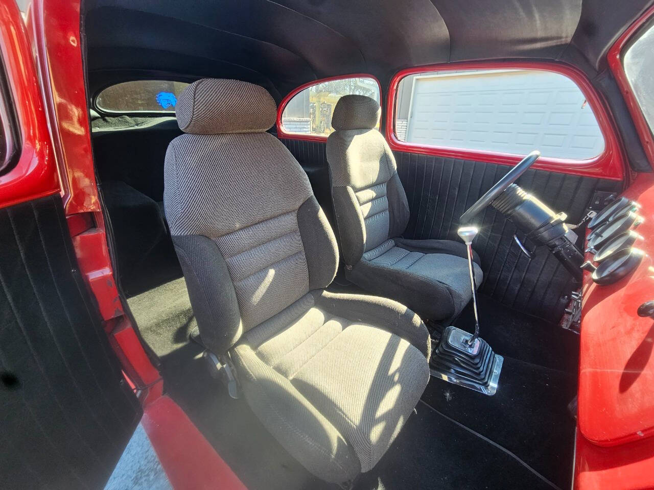 1946 Ford Deluxe Street Rod 123