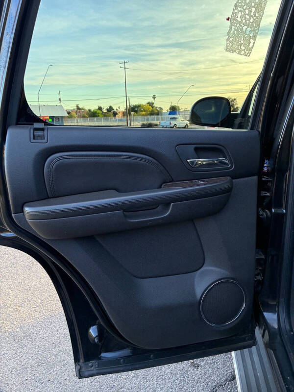 2011 GMC Yukon Denali