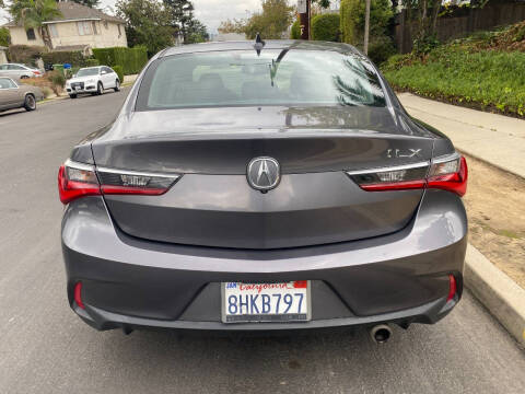 2019 Acura ILX w/Premium