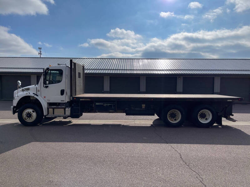 2012 Freightliner Business class M2