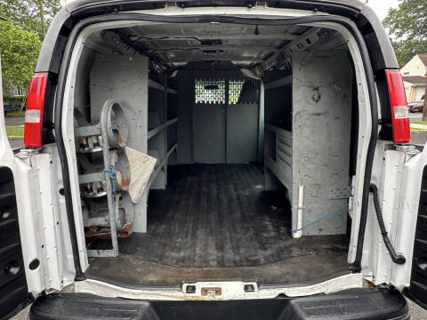 2018 GMC Savana 2500