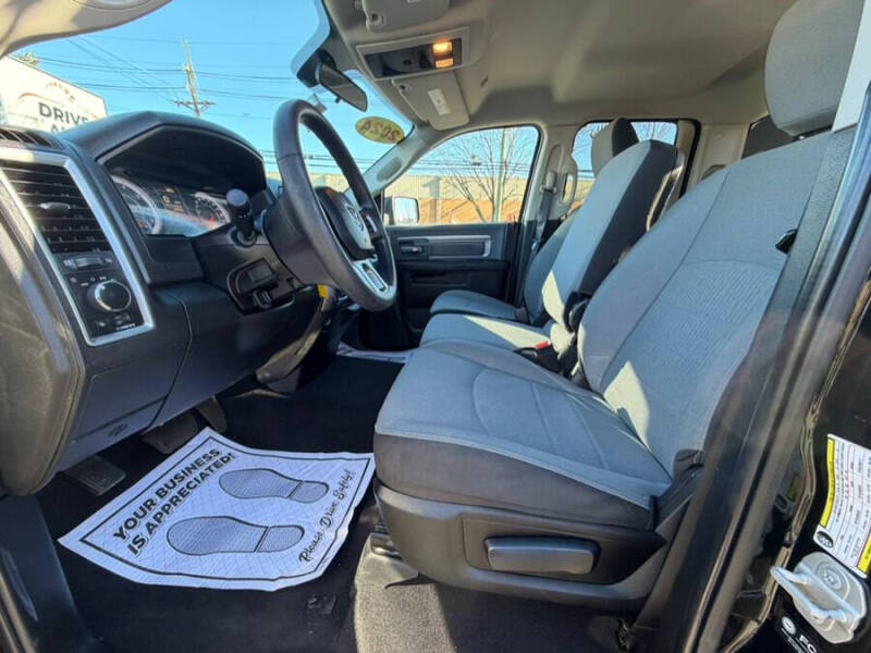 2024 RAM 1500 Classic