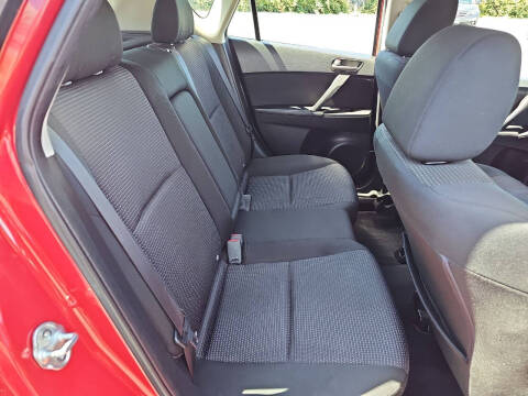 2013 Mazda MAZDA3 i Touring