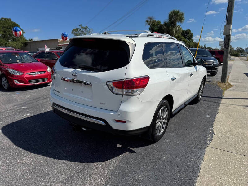 2013 Nissan Pathfinder SV