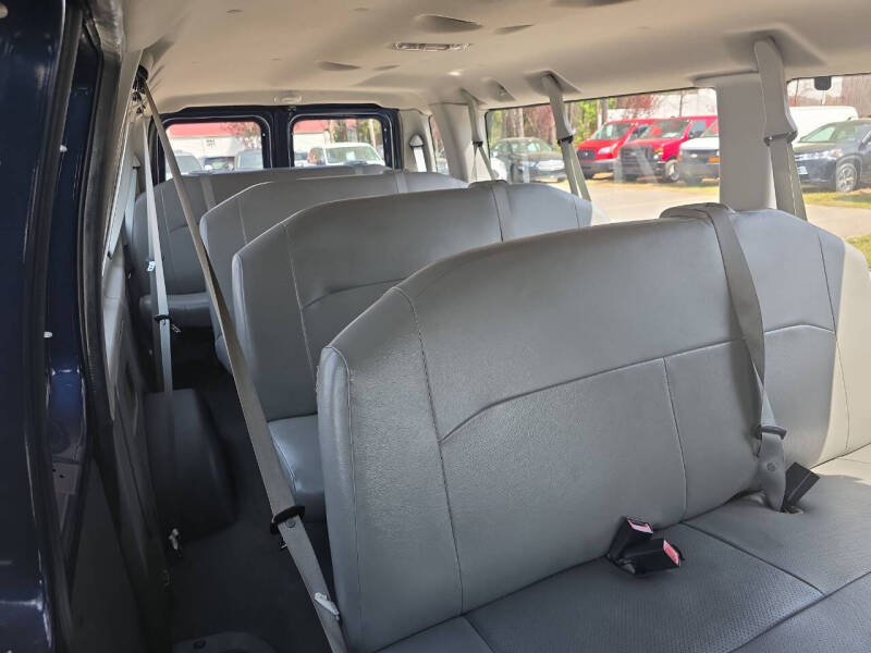 2014 Ford E-Series E-350 SD XL