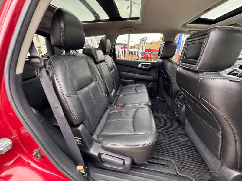 2013 Nissan Pathfinder Platinum