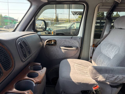 1999 Dodge Ram Van 1500