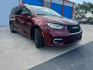 2021 CHRYSLER Pacifica Minivan - $25,897