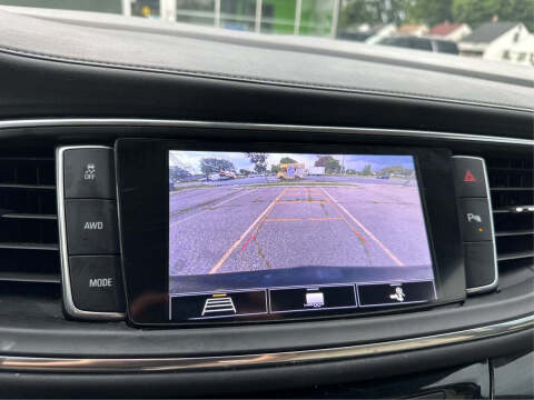 2020 Buick Enclave Essence