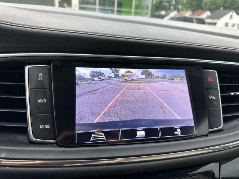 2020 Buick Enclave Essence