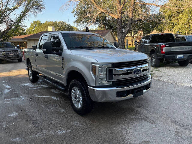 2019 Ford F-250 Super Duty for sale at Sthrn Truck & Auto, LLC. in Weatherford, TX