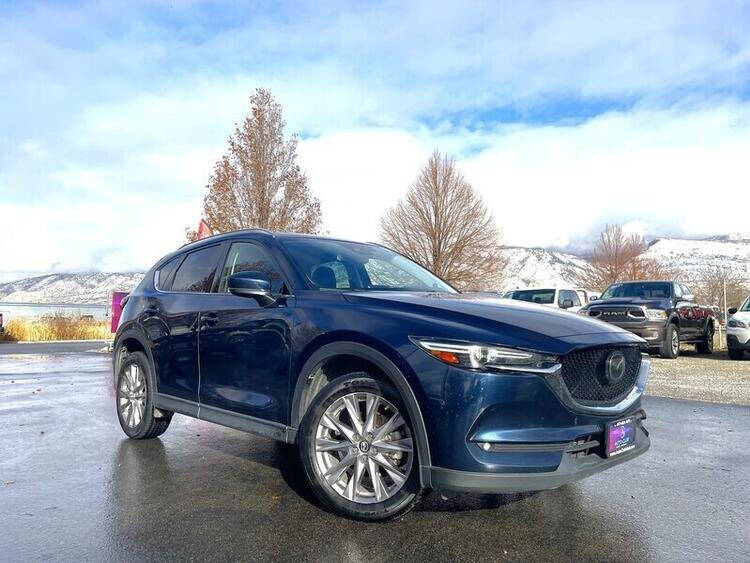 Mazda CX-5's photo