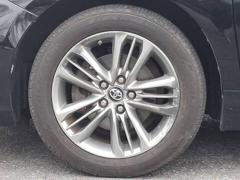 2017 Toyota Camry SE