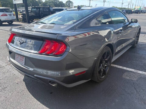 2020 Ford Mustang