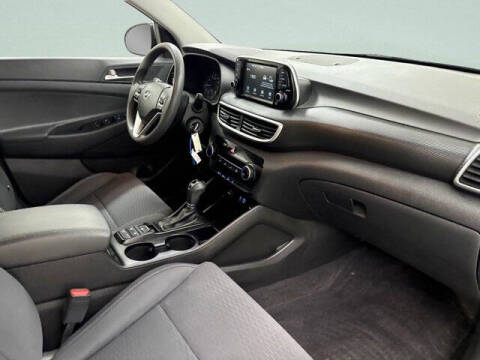 2021 Hyundai Tucson SE