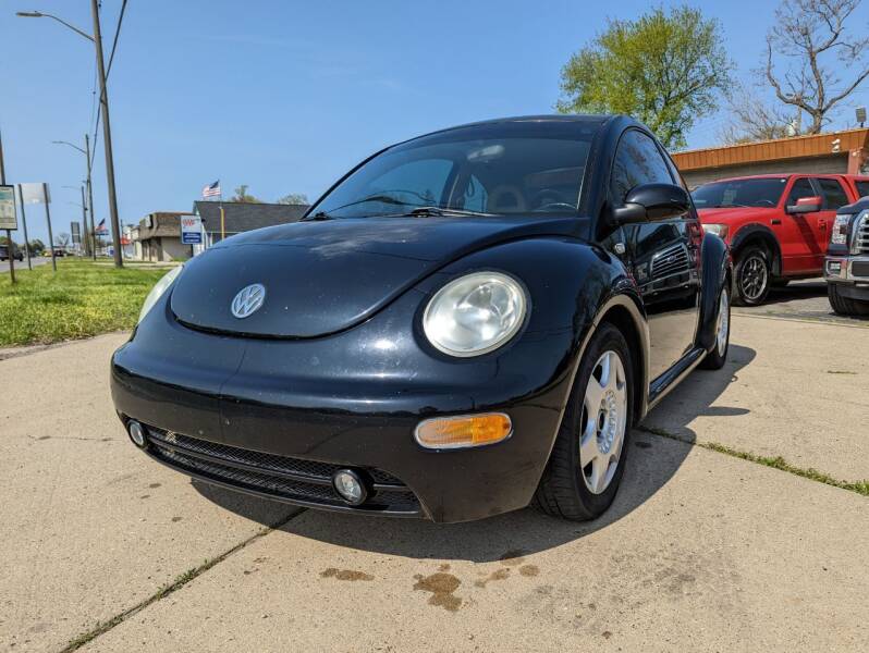 2001 Volkswagen New Beetle for sale at Lamarina Auto Sales in Dearborn Heights MI