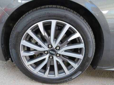 2017 Lincoln Continental Select