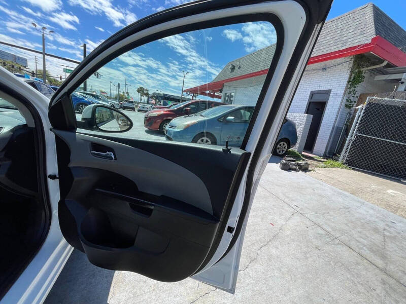 2014 Chevrolet Sonic LT Auto