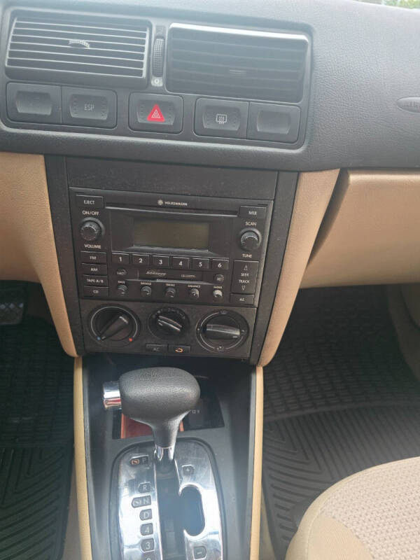 2005 Volkswagen Golf GLS TDI