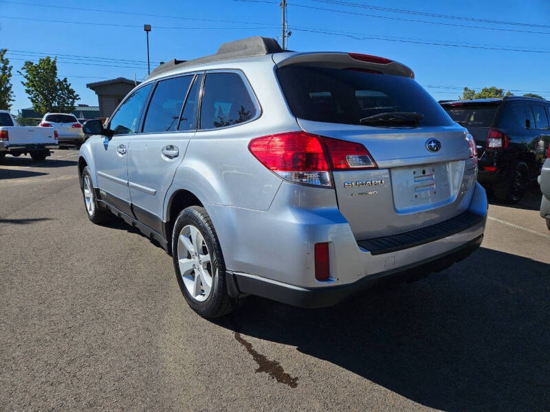 2013 Subaru Outback 2.5i Premium