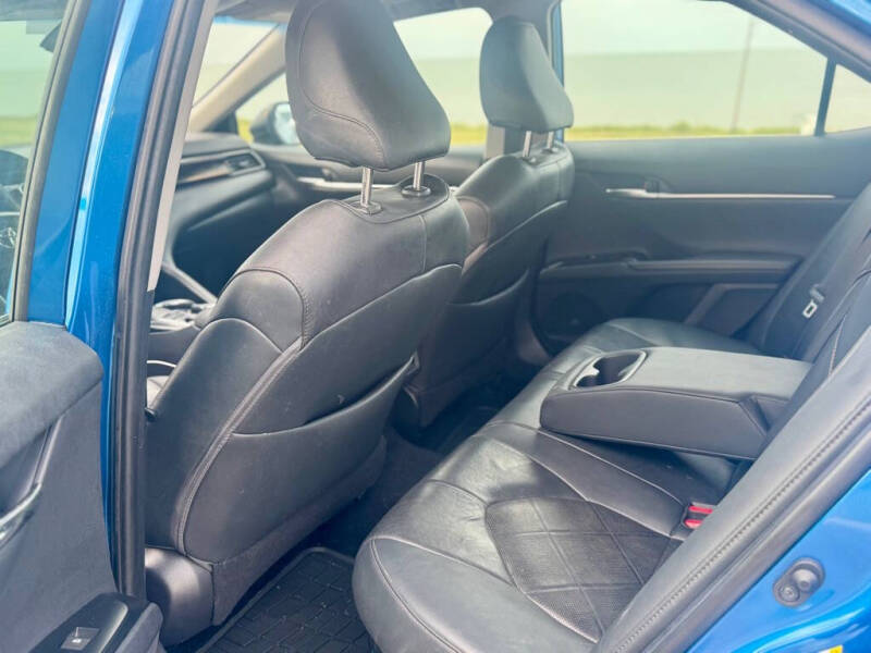 2019 Toyota Camry Hybrid