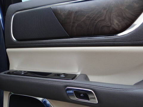 2017 Lincoln Continental Reserve