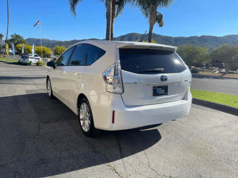 2012 Toyota Prius v Five