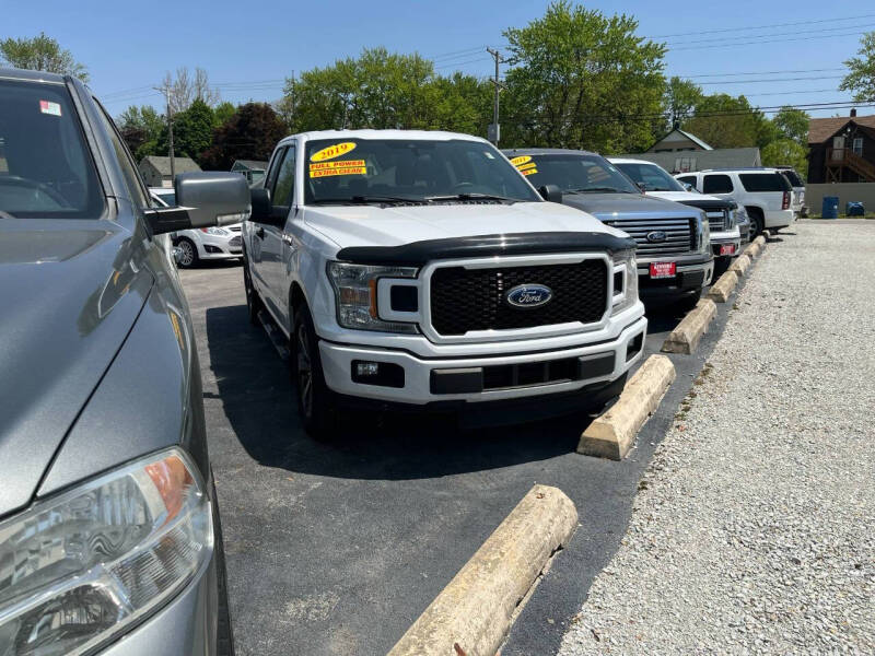 2019 Ford F-150 XL's photo