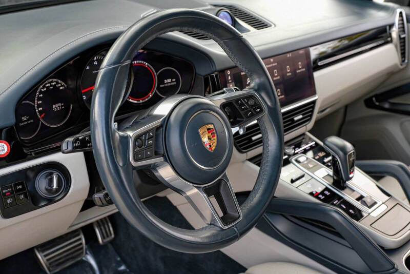 2019 Porsche Cayenne S
