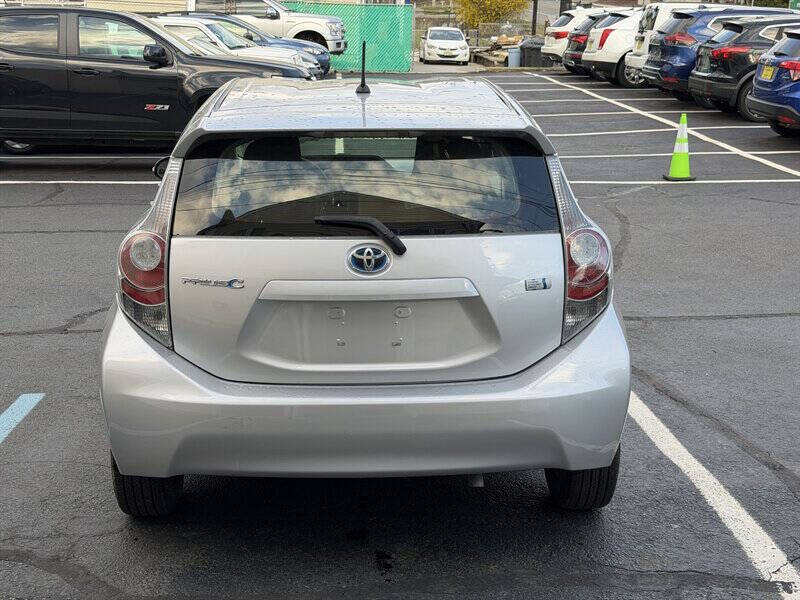 2014 Toyota Prius c One