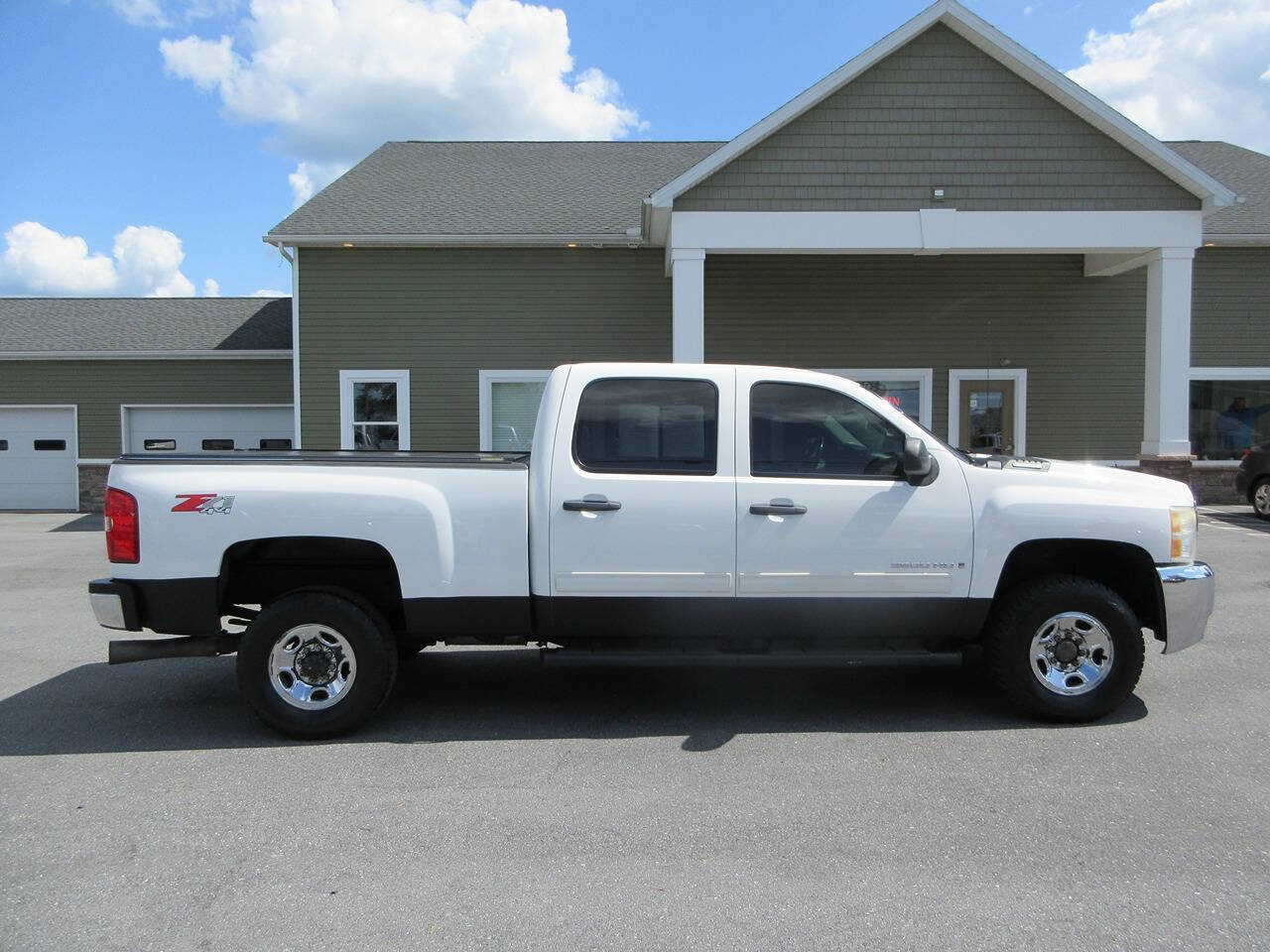 2009 Chevrolet Silverado 2500HD for sale at FINAL DRIVE AUTO SALES INC in Shippensburg, PA