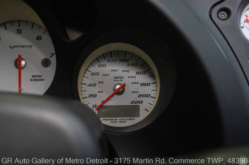 2004 Dodge Viper SRT-10