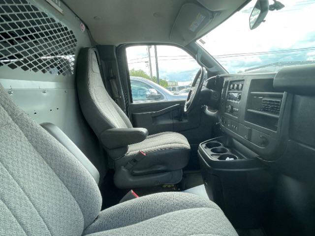 2017 Chevrolet Express 2500