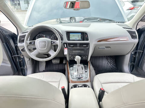 2009 Audi Q5 3.2 quattro Premium Plus