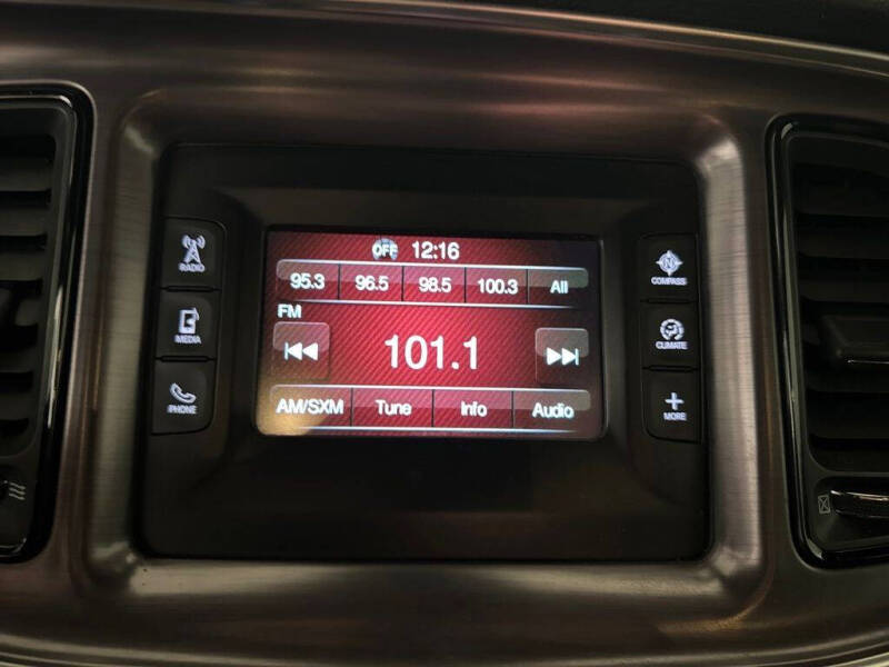 2016 Dodge Challenger SXT