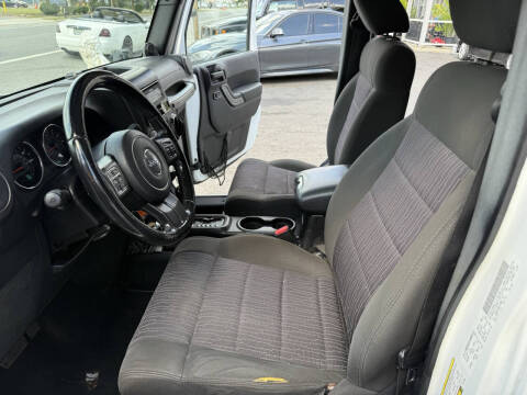 2011 Jeep Wrangler Unlimited Sport