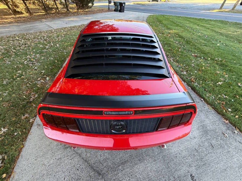 2006 Ford Mustang GT Deluxe