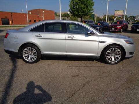 2019 Ford Taurus Limited