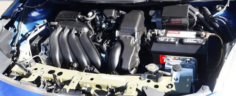 2012 Nissan Versa 1.6 SV