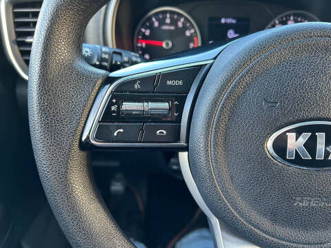 2022 Kia Sportage LX